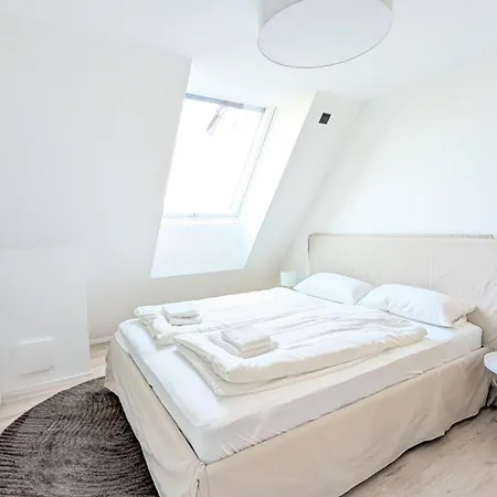 Liegeplatz 6 - Moderner Neubau Apartment Timmendorfer Strand